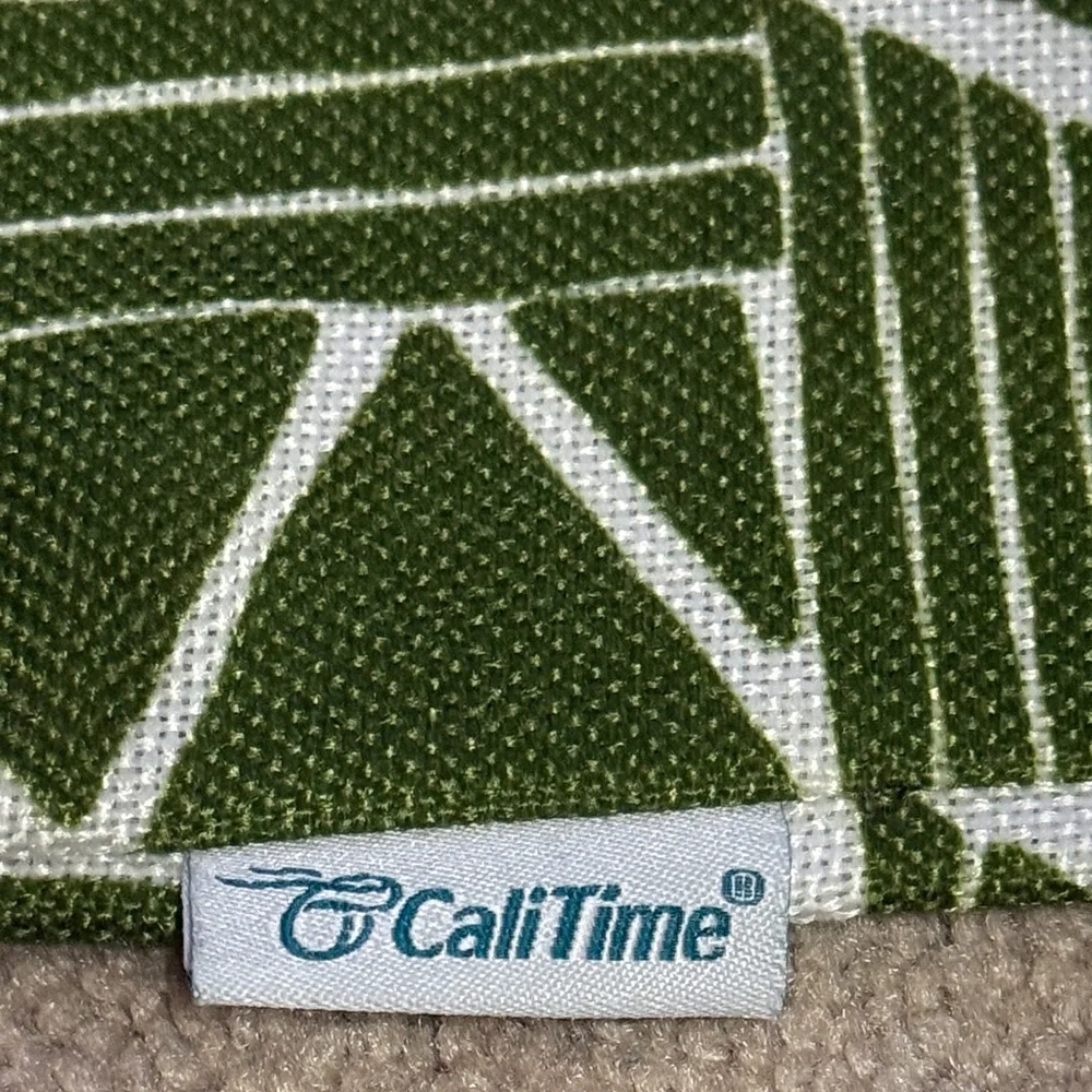 CALI TIME NEW Green Geometric Patterned Pillow 17 X 17 Covers